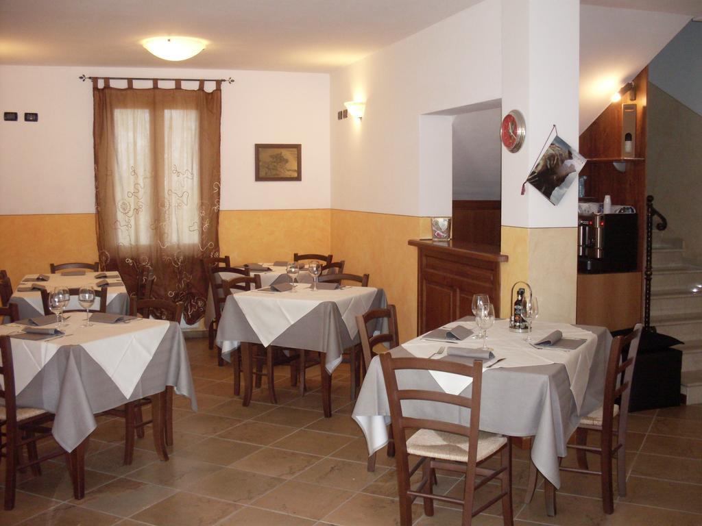 Albergo Quattro Pini San Martino della Battaglia Exterior foto