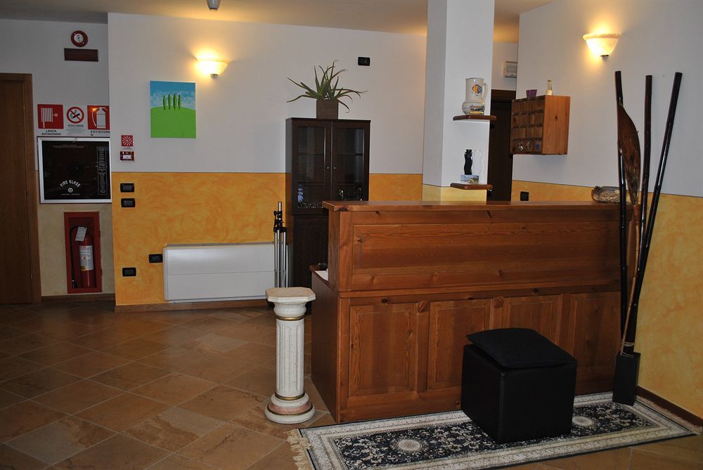 Albergo Quattro Pini San Martino della Battaglia Exterior foto