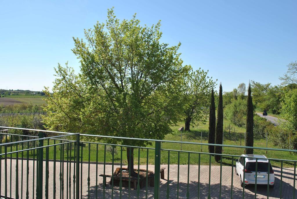Albergo Quattro Pini San Martino della Battaglia Exterior foto