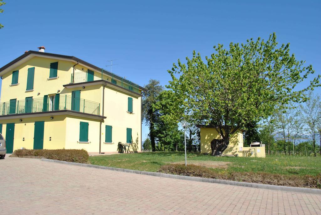 Albergo Quattro Pini San Martino della Battaglia Exterior foto
